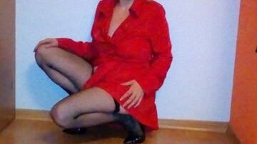 mica sempre sono vestita