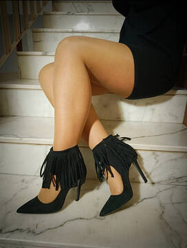 Scarpe nere frange