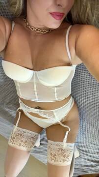 Public Photo of Emily_31