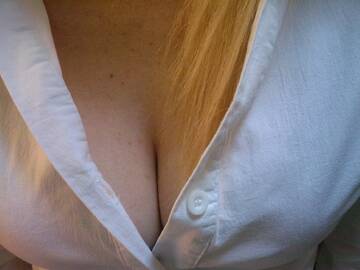 Public Photo of biondahard