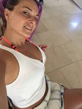 Public Photo of monellaribelle74